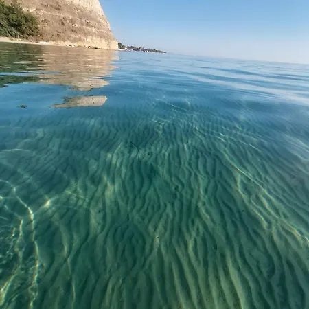 Maison De Roche 2 Vakantiehuis Nea Kallikrateia