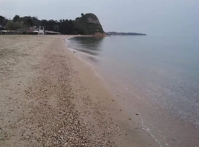 Vakantiehuis Maison De Roche 2 Nea Kallikrateia