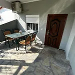 Maison De Roche 2